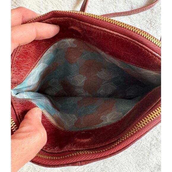 HOBO International Red Leather Evella Crossbody Shoulder Bag Purse - Picture 5 of 7